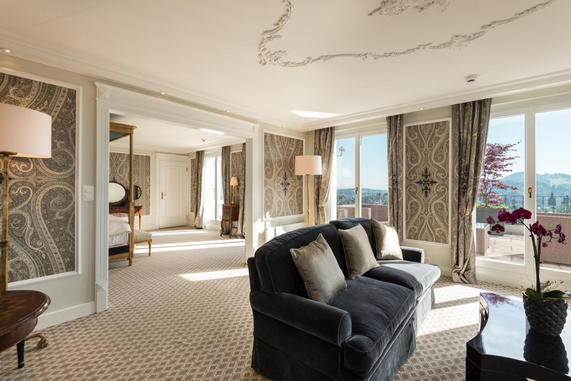 Chateau Guetsch Lucerne Room photo